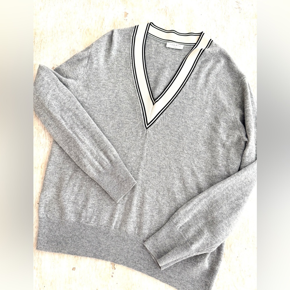 Sandro Gray Cashmere Sweater with Cream and Black V neck Trim size L